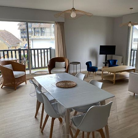 Appartement 65M2 Avec Balcon Vues Partielles Mer A 150M De La Plage Et Centre, Wifi Et Parking Prive Blonville-sur-Mer Buitenkant foto