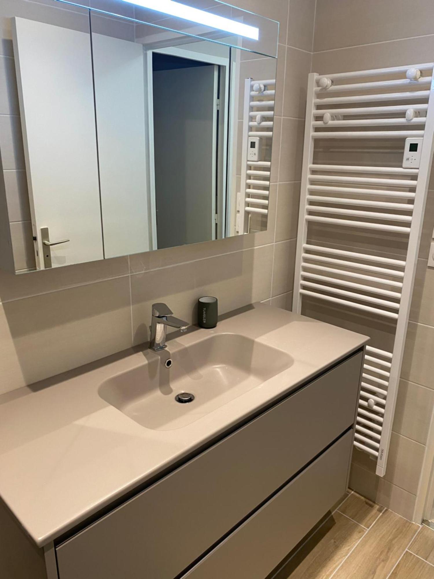 Appartement 65M2 Avec Balcon Vues Partielles Mer A 150M De La Plage Et Centre, Wifi Et Parking Prive Blonville-sur-Mer Buitenkant foto