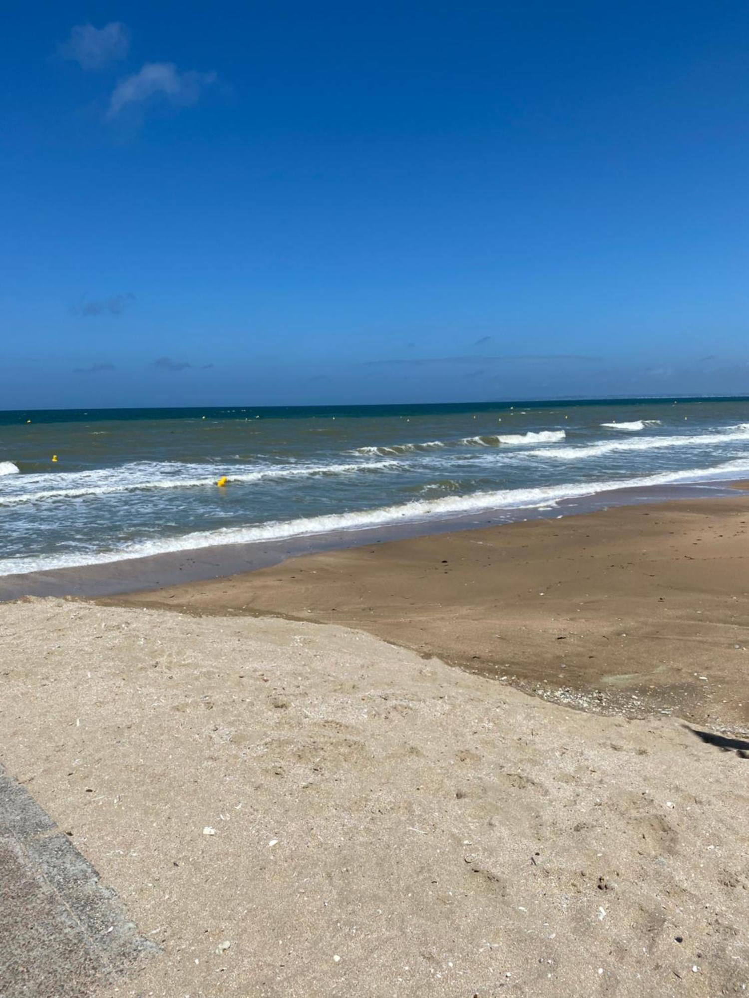 Appartement 65M2 Avec Balcon Vues Partielles Mer A 150M De La Plage Et Centre, Wifi Et Parking Prive Blonville-sur-Mer Buitenkant foto