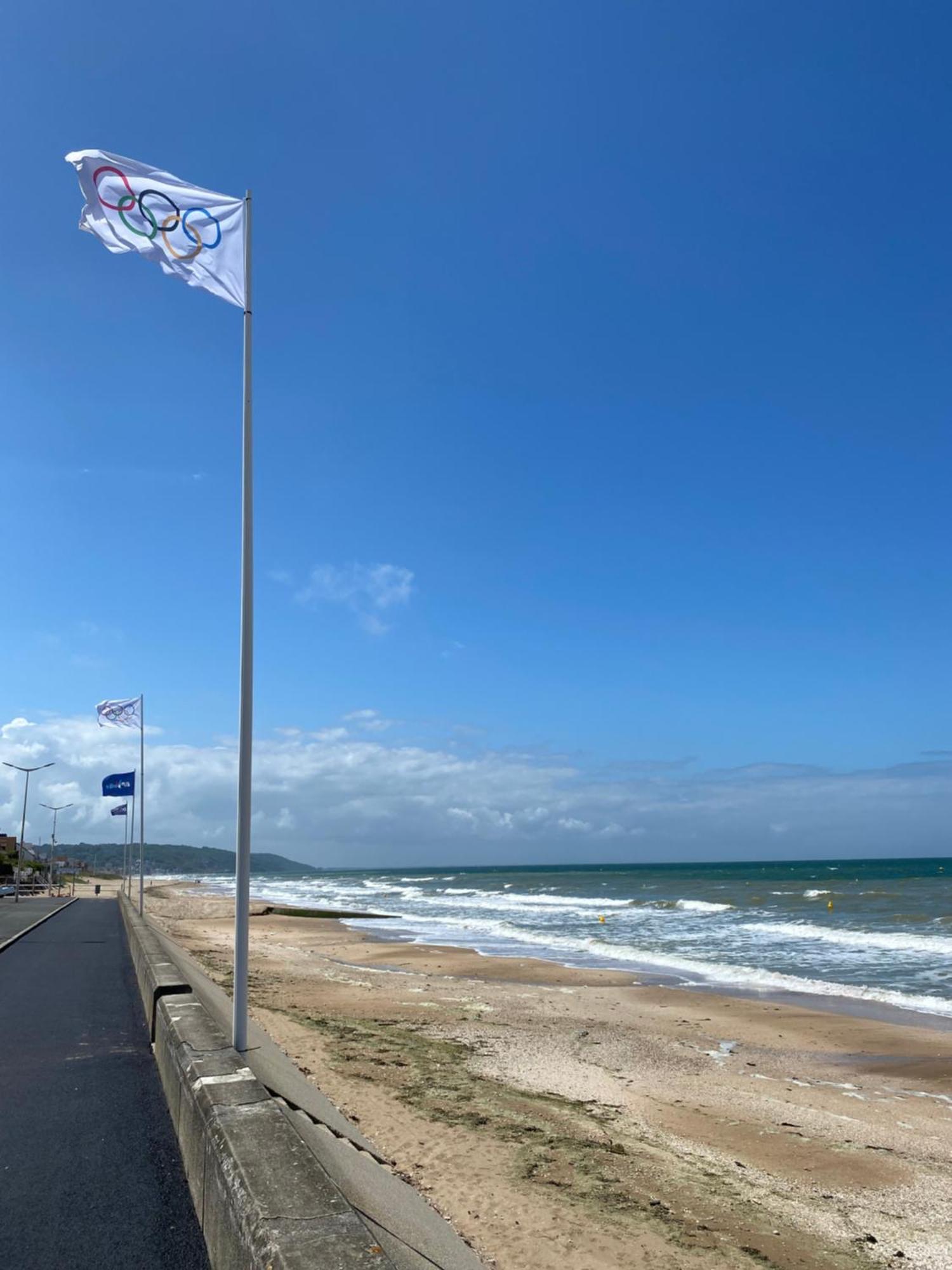 Appartement 65M2 Avec Balcon Vues Partielles Mer A 150M De La Plage Et Centre, Wifi Et Parking Prive Blonville-sur-Mer Buitenkant foto